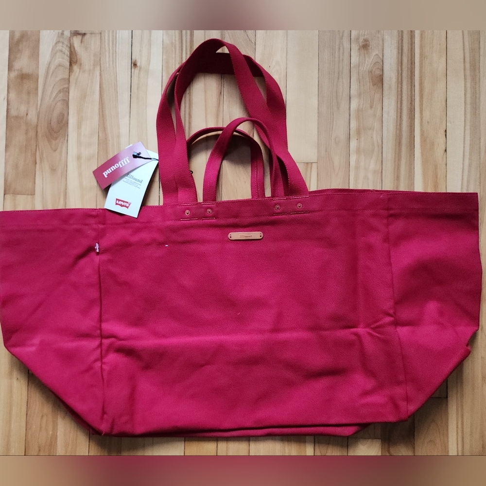 COPY - Levi's x Jjjjound XL bag.